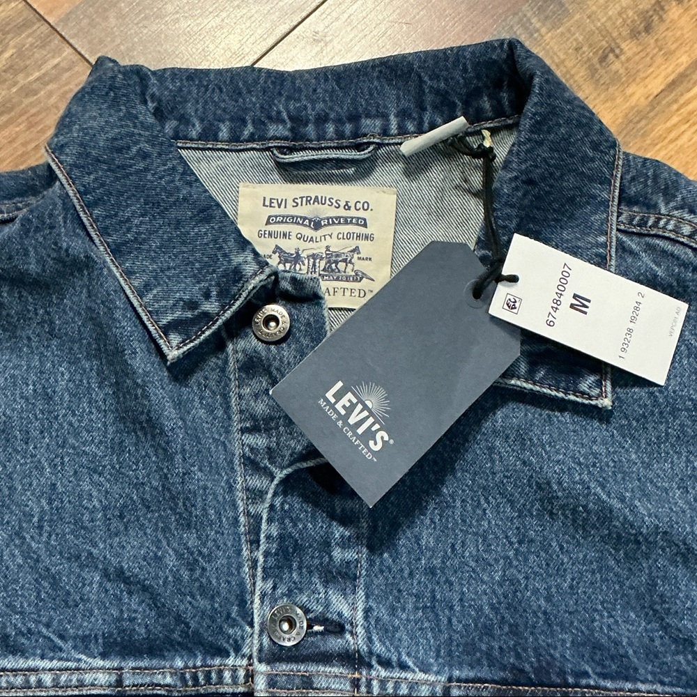 Levi’s Made & Crafted Embroidered Denim Trucker Jacket – Size M – NWT - Picture 3 of 13
